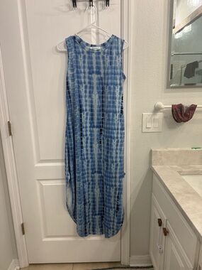 Sleeveless Blue Tie-Dye Maxi Dress - Casual Summer Slip-On